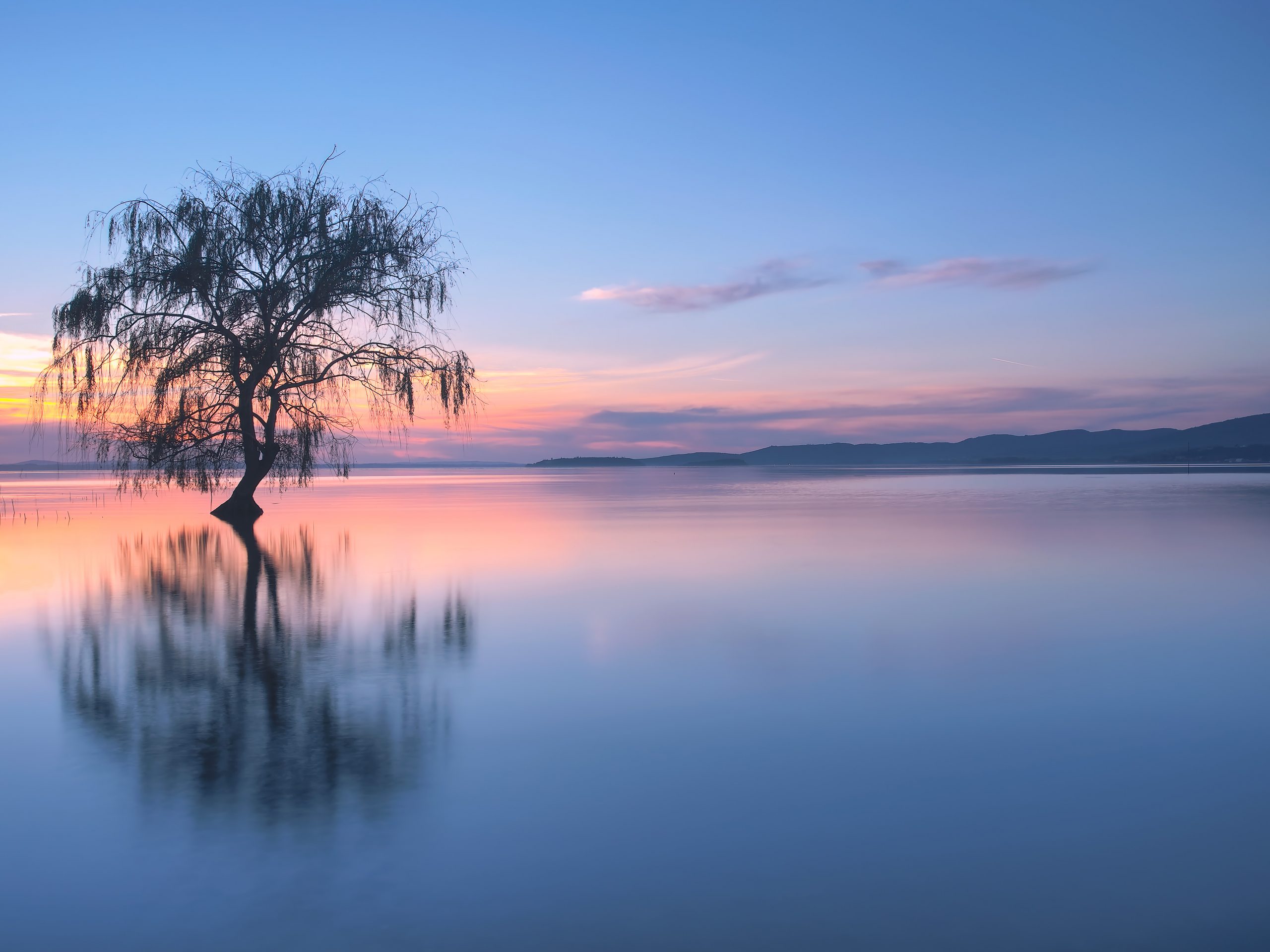 tramonto al lago